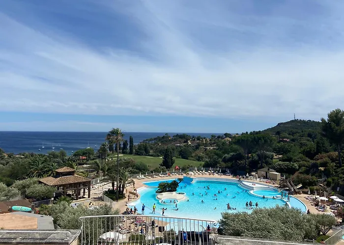 Village Cap-esterel - Agay - Saint-raphael * Saint-Raphael (Var)